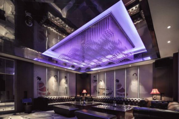 华阳桑拿中心，养生休闲热线速享(华阳休闲浴场)